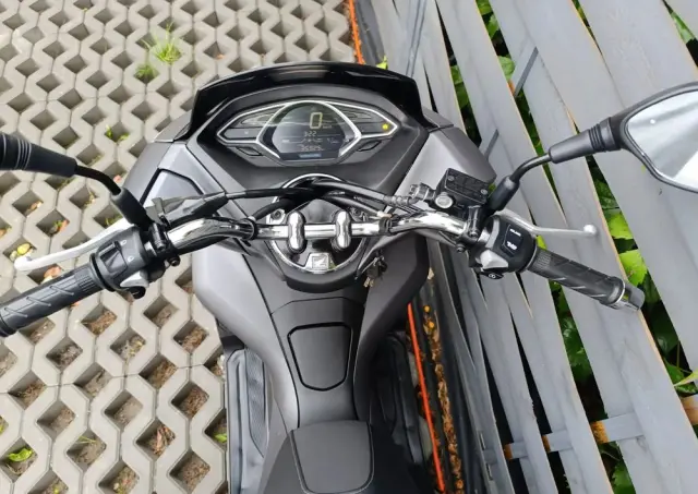 HONDA PCX 
