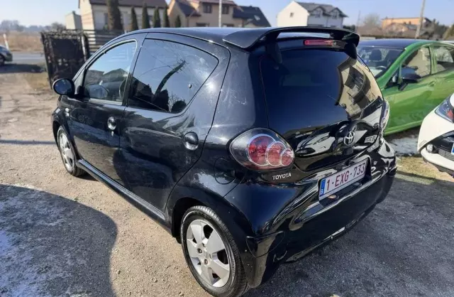 TOYOTA Aygo 