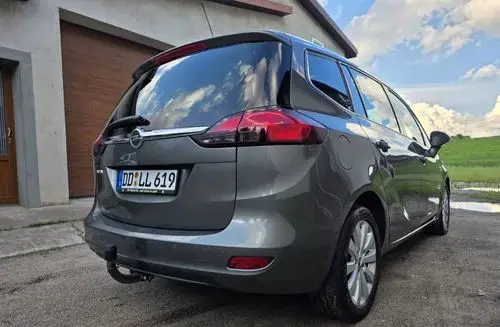 OPEL Zafira 