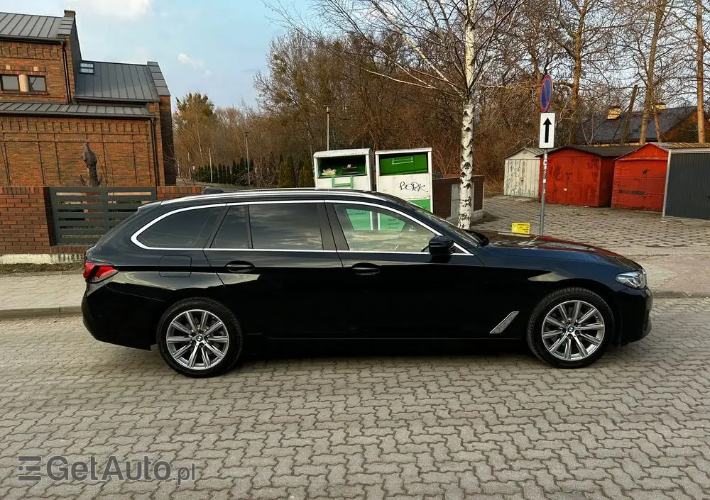BMW Seria 5 520d Luxury Line