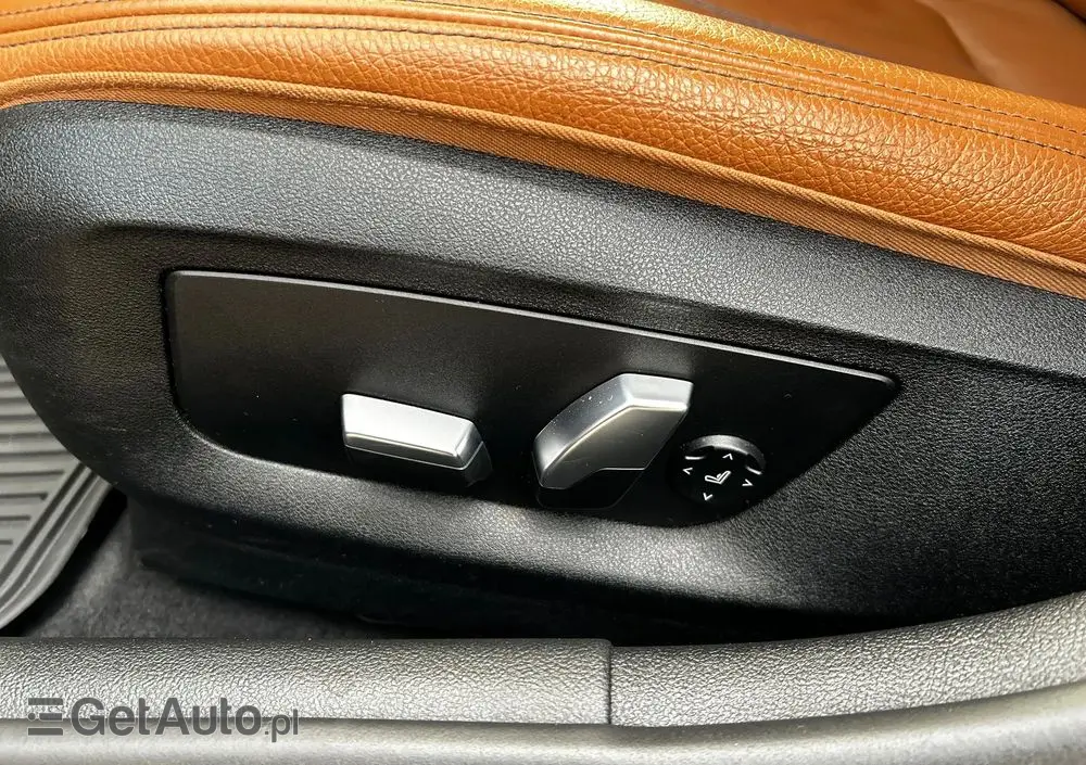 BMW Seria 5 520d Luxury Line