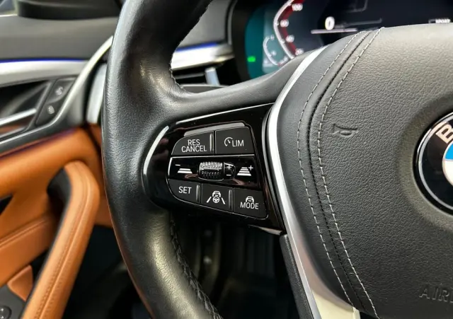 BMW Seria 5 520d Luxury Line