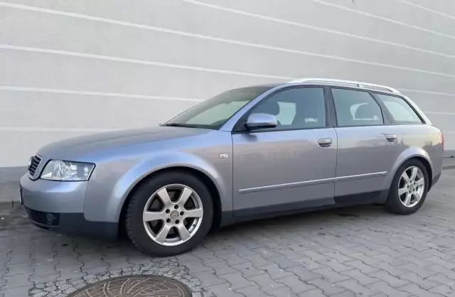 AUDI A4 