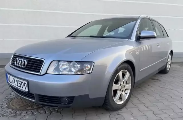 AUDI A4 