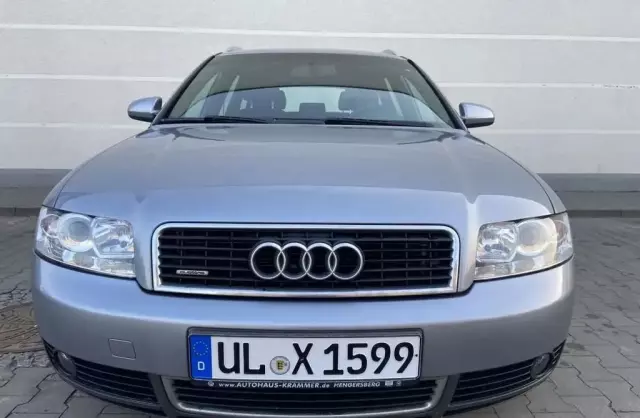 AUDI A4 
