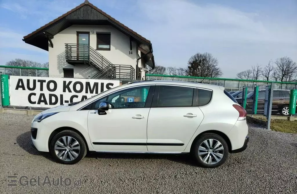 PEUGEOT 3008 