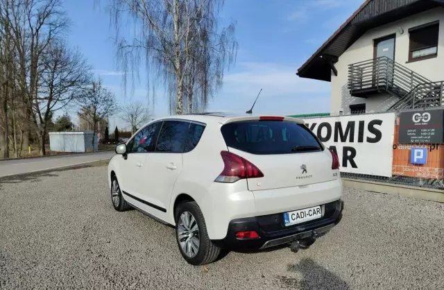PEUGEOT 3008 