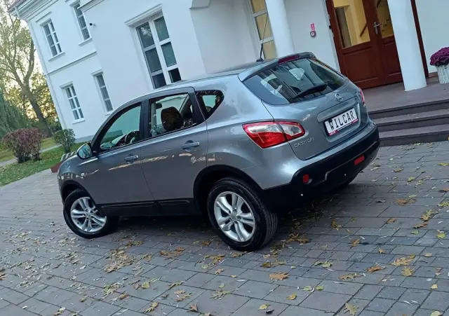 NISSAN Qashqai 1.6 Tekna