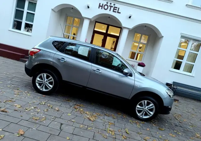 NISSAN Qashqai 1.6 Tekna