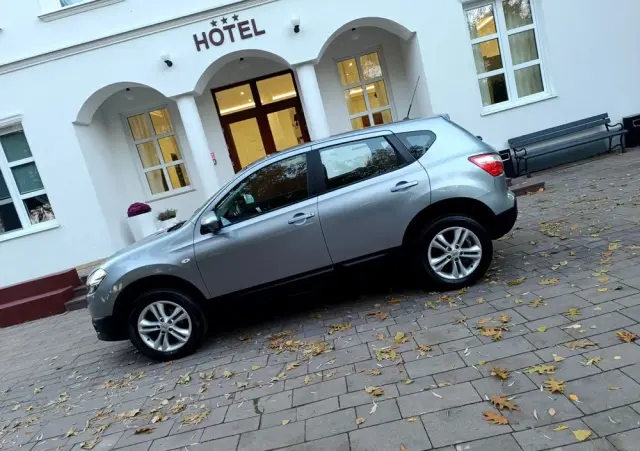 NISSAN Qashqai 1.6 Tekna