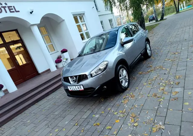 NISSAN Qashqai 1.6 Tekna