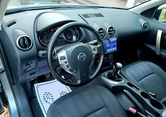 NISSAN Qashqai 1.6 Tekna