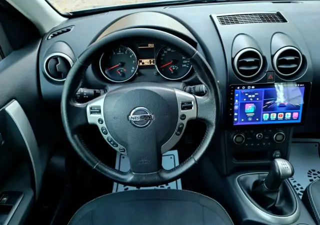 NISSAN Qashqai 1.6 Tekna