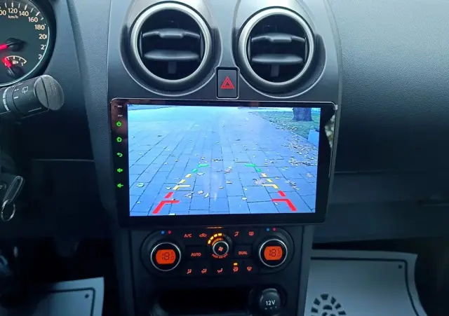 NISSAN Qashqai 1.6 Tekna