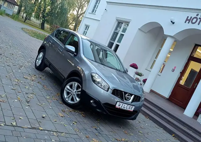 NISSAN Qashqai 1.6 Tekna
