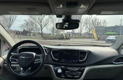 CHRYSLER Pacifica 