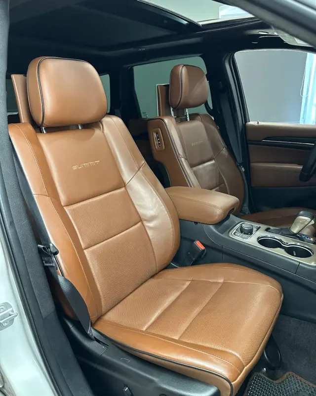 JEEP Grand Cherokee 3.6 V6 Summit
