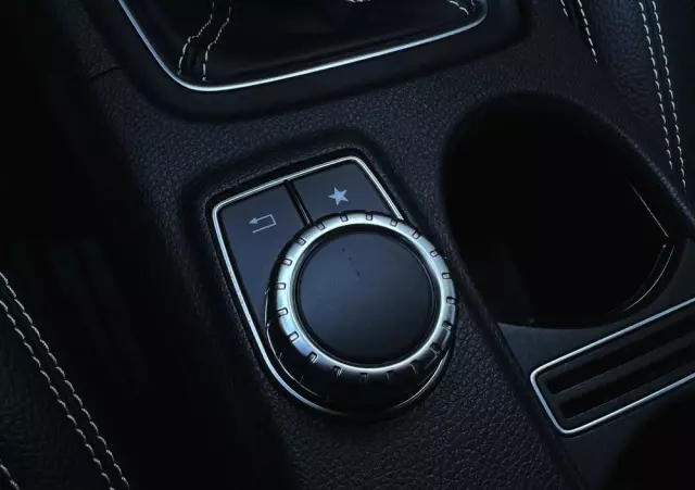 MERCEDES-BENZ Klasa A 200 d