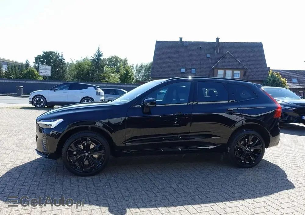 VOLVO XC 60 T8 AWD Ultra Black Edition