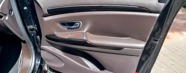 RENAULT Espace 1.6 dCi (160 KM) EDC 7 Seat