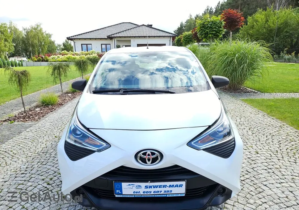 TOYOTA Aygo 1.0 VVT-i Black Edition