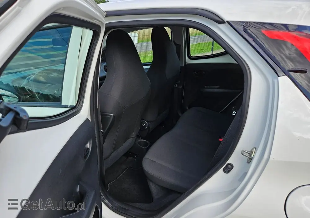 TOYOTA Aygo 1.0 VVT-i Black Edition