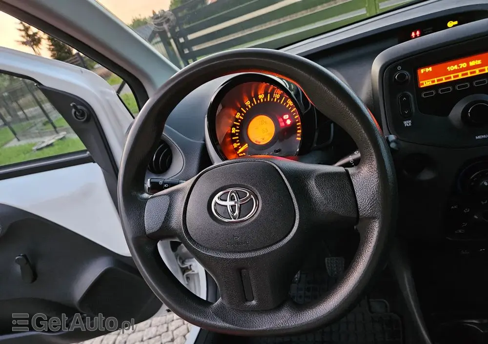 TOYOTA Aygo 1.0 VVT-i Black Edition