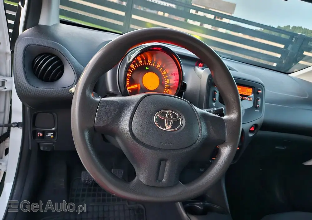 TOYOTA Aygo 1.0 VVT-i Black Edition