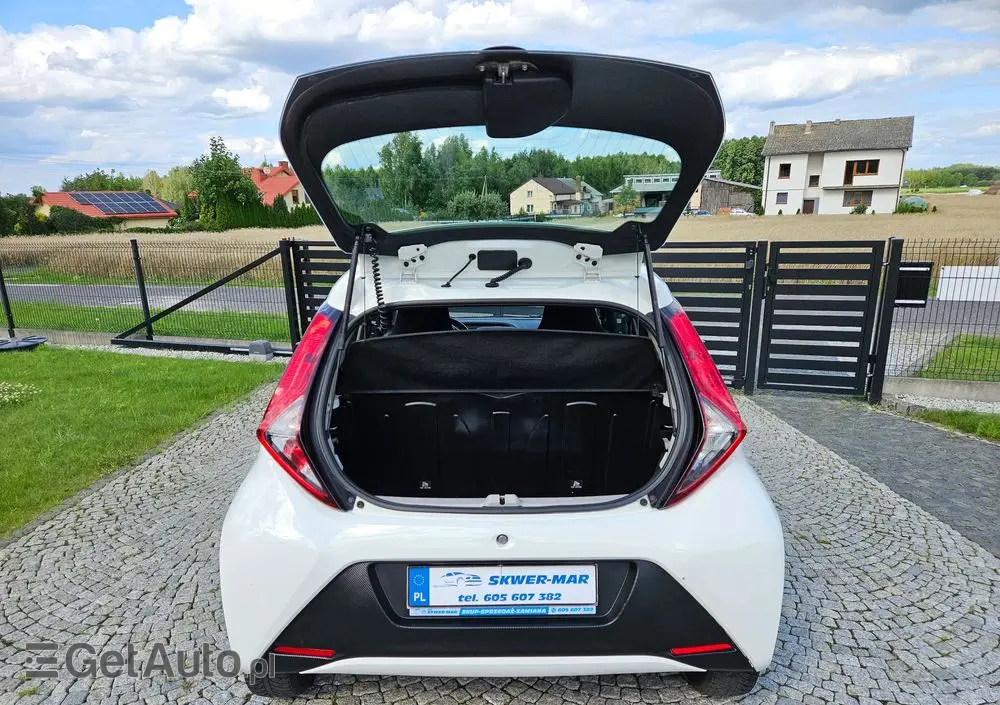 TOYOTA Aygo 1.0 VVT-i Black Edition