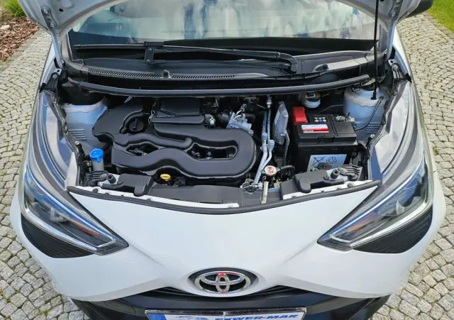 TOYOTA Aygo 1.0 VVT-i Black Edition