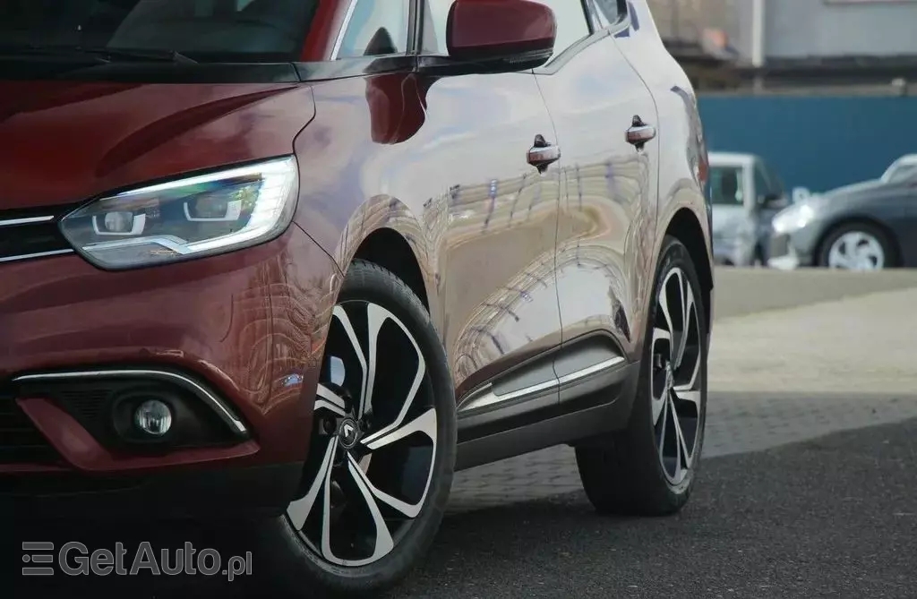 RENAULT Grand Scenic 