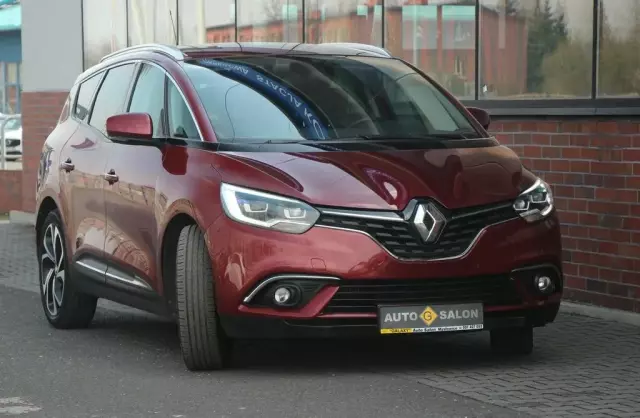 RENAULT Grand Scenic 