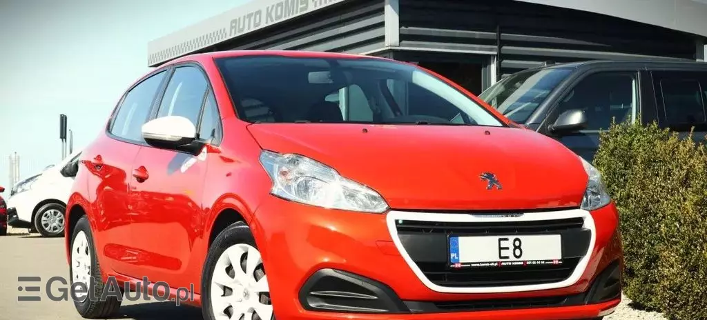 PEUGEOT 208 