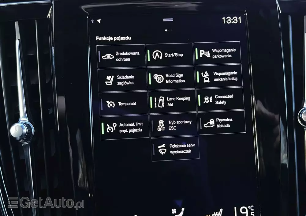 VOLVO V90 D4 Momentum Pro