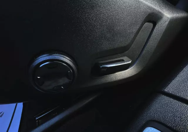 VOLVO V90 D4 Momentum Pro