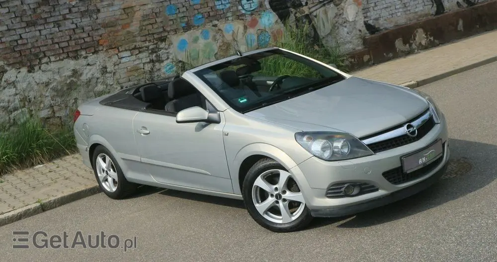 OPEL Astra GTC 1.6 Edition