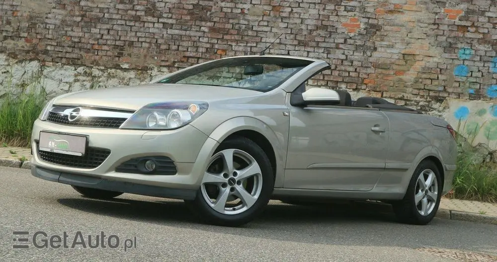 OPEL Astra GTC 1.6 Edition