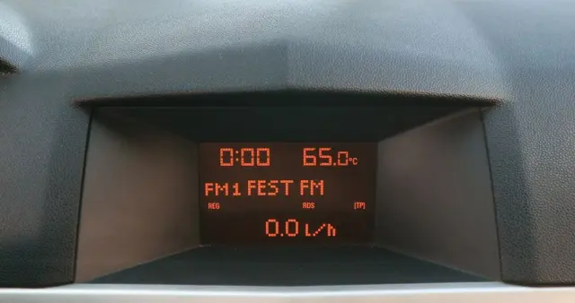 OPEL Astra GTC 1.6 Edition