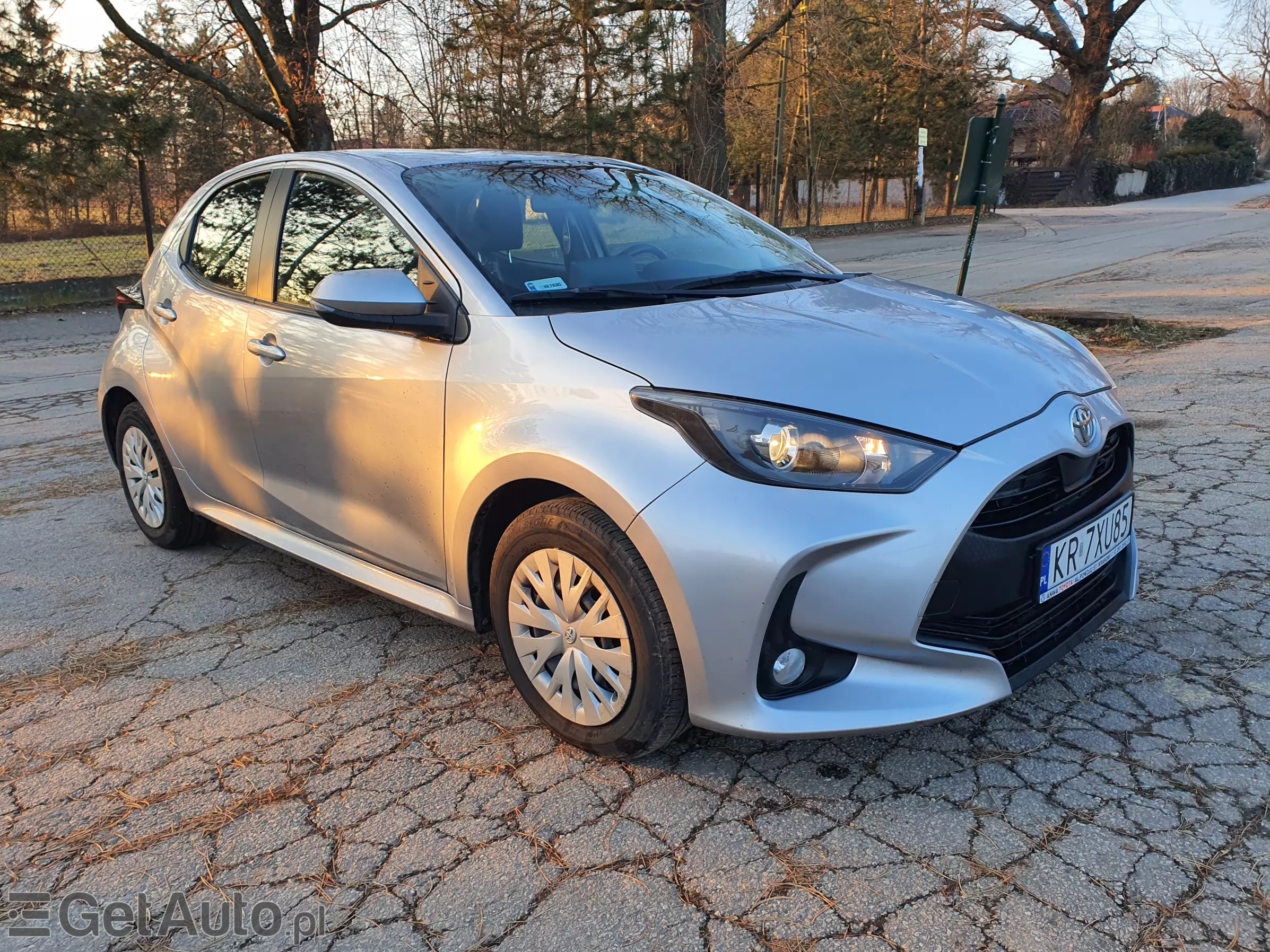 TOYOTA Yaris Comfort