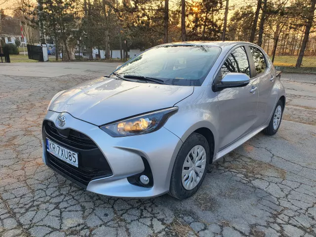 TOYOTA Yaris Comfort