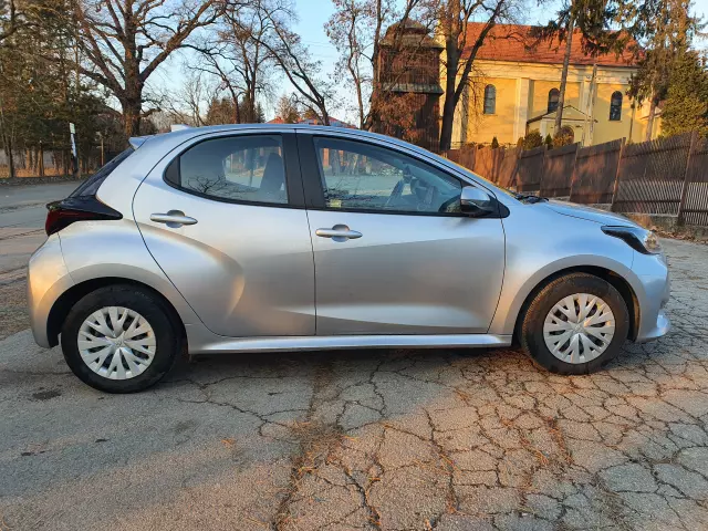 TOYOTA Yaris Comfort
