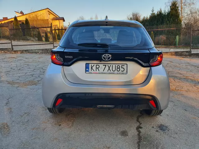 TOYOTA Yaris Comfort