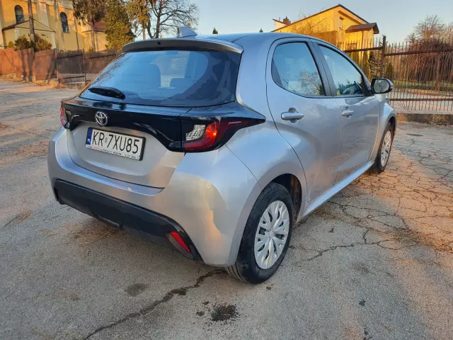 TOYOTA Yaris Comfort