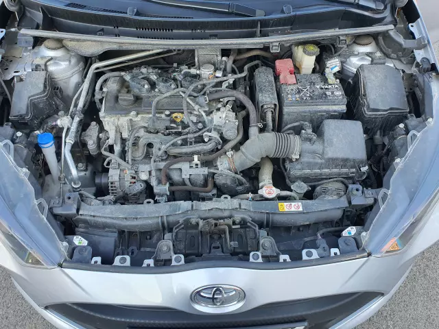 TOYOTA Yaris Comfort