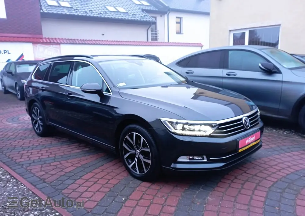 VOLKSWAGEN Passat Variant 2.0 TDI BMT SCR Highline DSG7