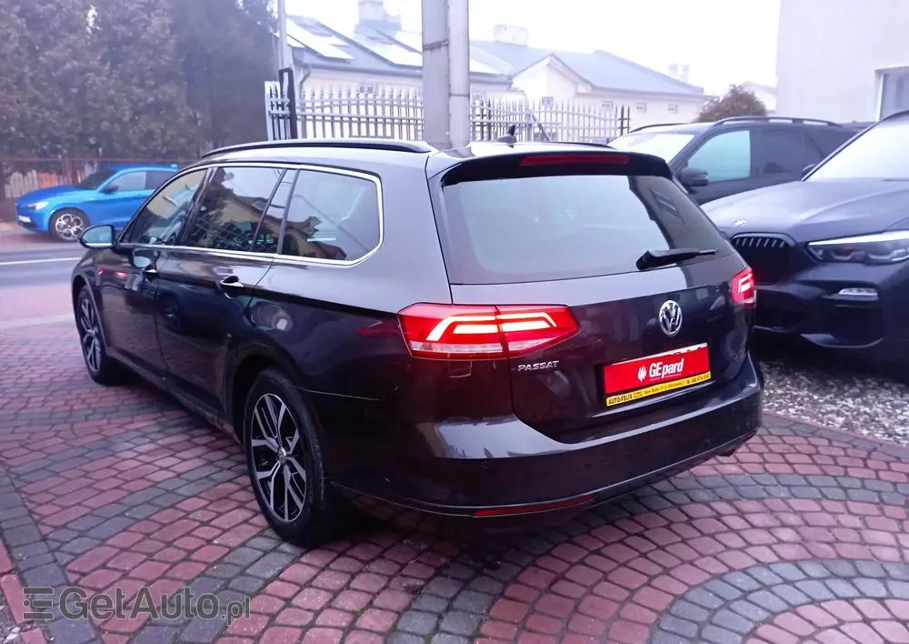 VOLKSWAGEN Passat Variant 2.0 TDI BMT SCR Highline DSG7