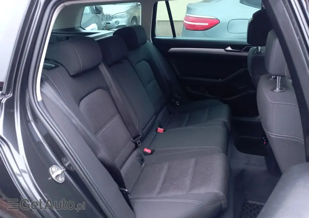 VOLKSWAGEN Passat Variant 2.0 TDI BMT SCR Highline DSG7