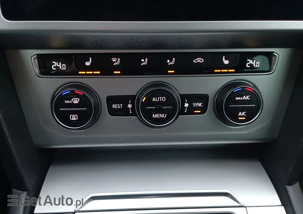 VOLKSWAGEN Passat Variant 2.0 TDI BMT SCR Highline DSG7