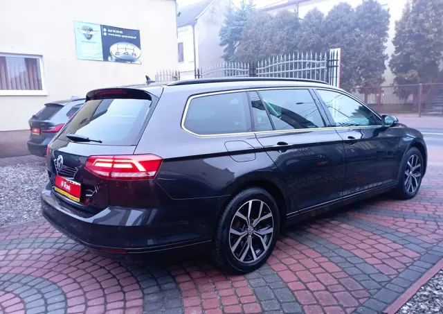 VOLKSWAGEN Passat Variant 2.0 TDI BMT SCR Highline DSG7