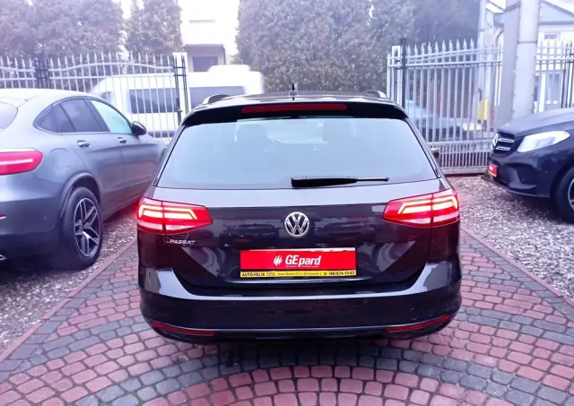 VOLKSWAGEN Passat Variant 2.0 TDI BMT SCR Highline DSG7